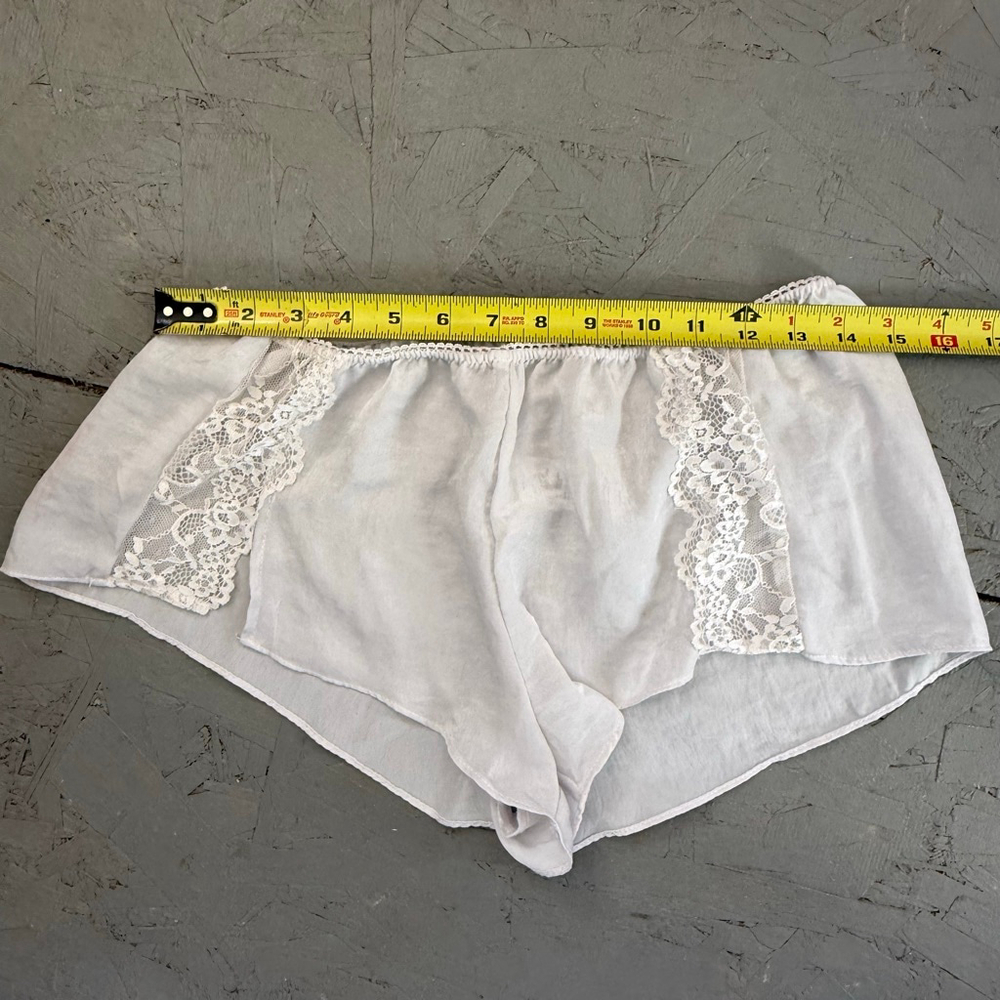 Vintage Style MGT Ivory Lace Trim Tap Shorts Sleep Pajama Bottoms - Size M - Picture 7 of 8